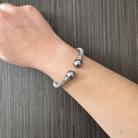 Majorica Women's Stainless Steel Rhodium Plated Bangle Bracelet Organic Pearl - Picture 2 of 8